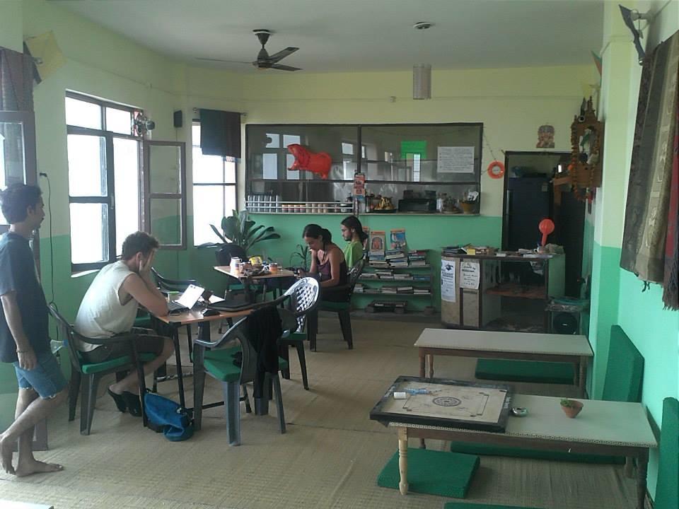 Ganga Paying Guest House Varanasi Exteriör bild